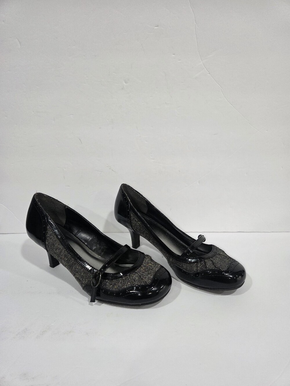 Elegant Black Mary Jane Heels Sz.8